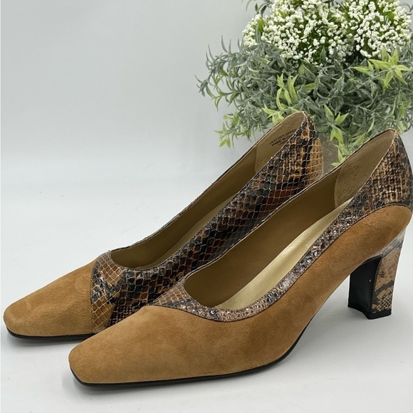 Karen Scott Brown Suede Snake Print Lindsey Leather Pump Heel Sz 7M - Picture 1 of 14
